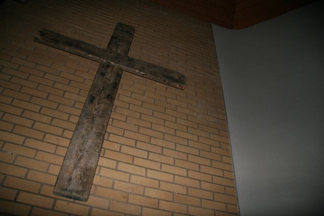 cross.jpg